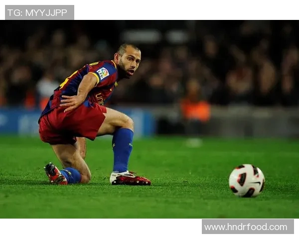 激情四溢的98足球明星表演赛重温经典瞬间与传奇球星的荣耀对决