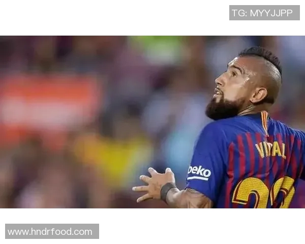 足球明星的锅盖头发型背后的故事与时尚潮流的影响分析